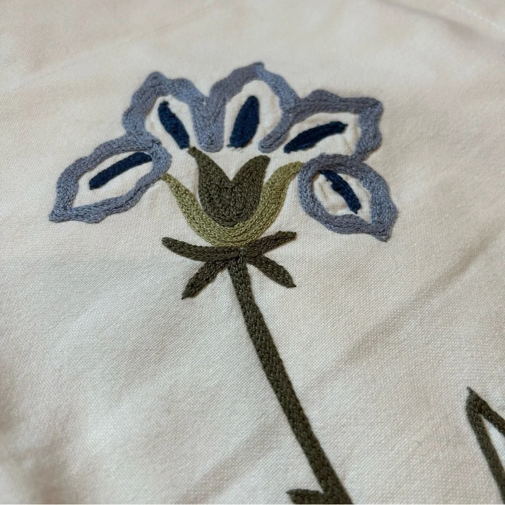 Pottery Barn Pillow Sham Set Floral Embroidered Cotton 19x26” Cream Green Garden